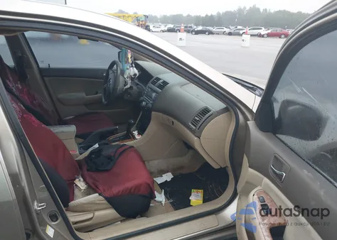 2003 Honda Accord 2.4 Ex z USA, uszkodzony, nr VIN 1HGCM56663A115812